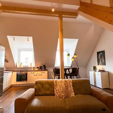 Kungs Apartament Chociebuż